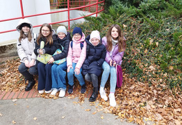  (photo)