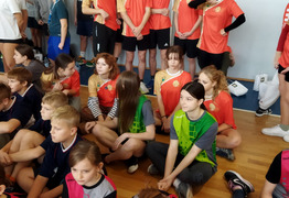  (photo)