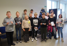  (photo)