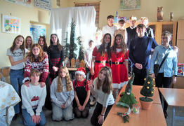  (photo)