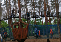  (photo)