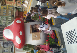  (photo)