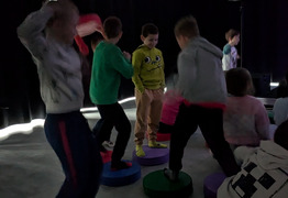  (photo)