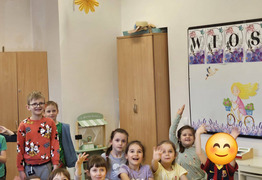  (photo)